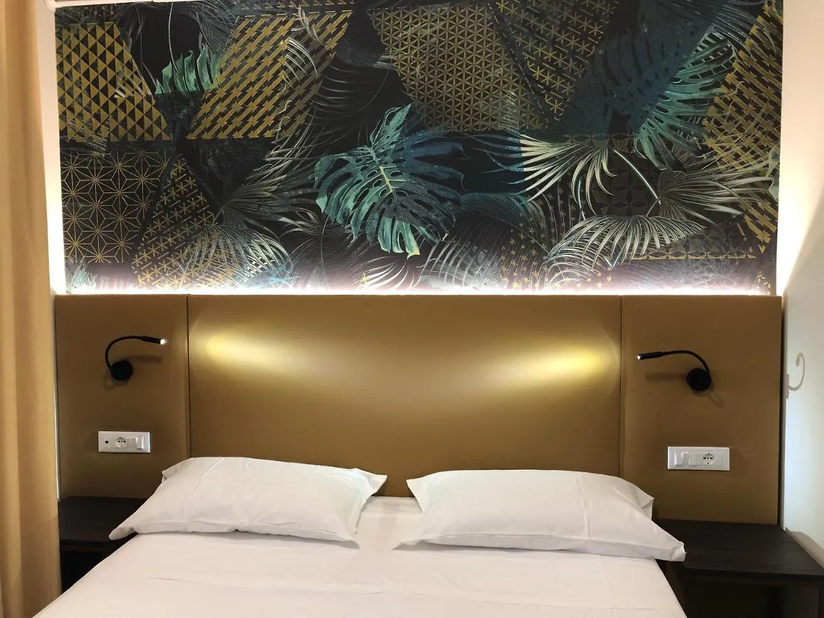 ***  Hotel Suez Lido di Jesolo Italy